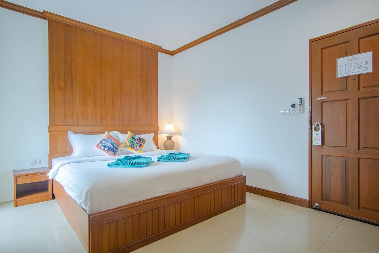 Pipikuku Hotel & Restaurant Patong Екстер'єр фото