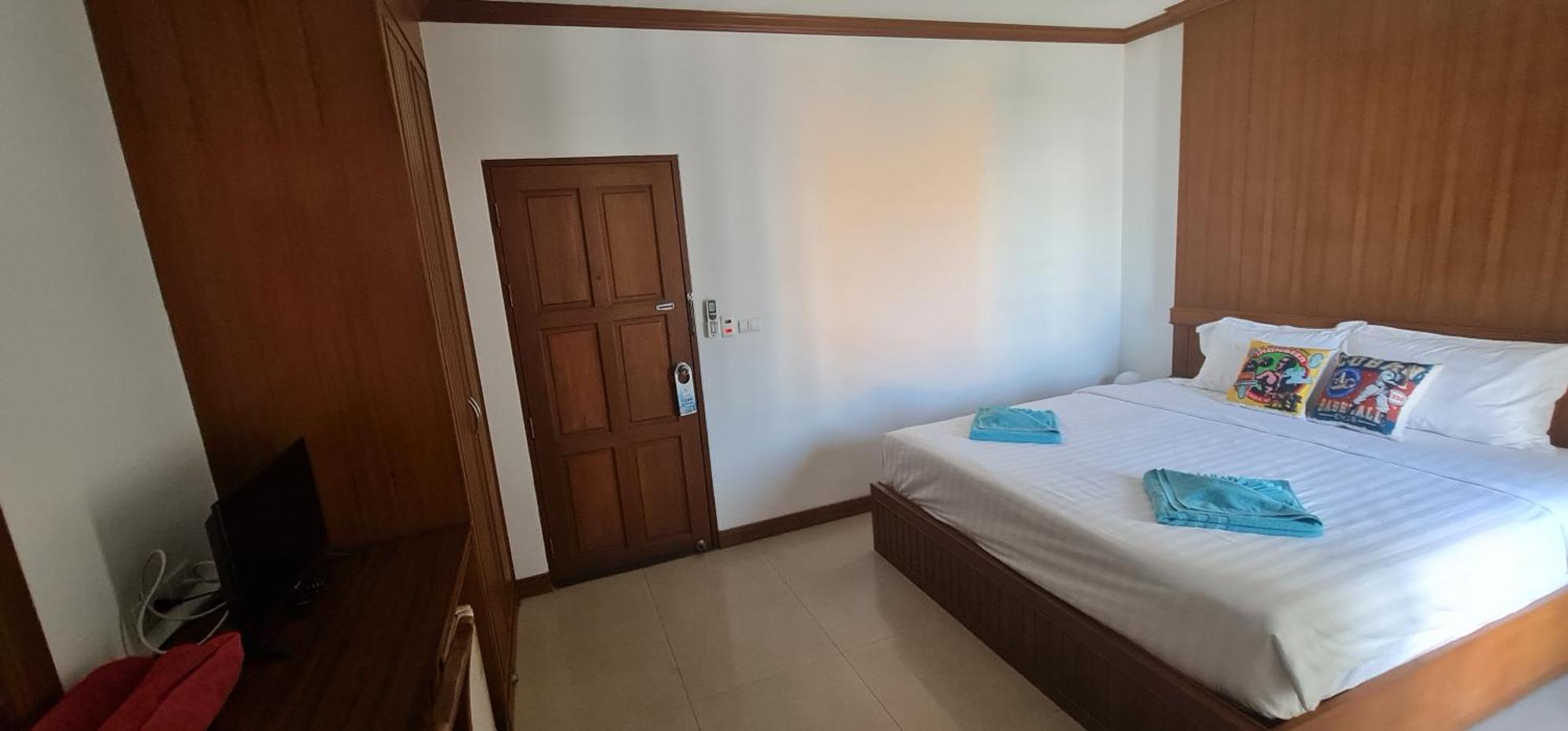 Pipikuku Hotel & Restaurant Patong Екстер'єр фото