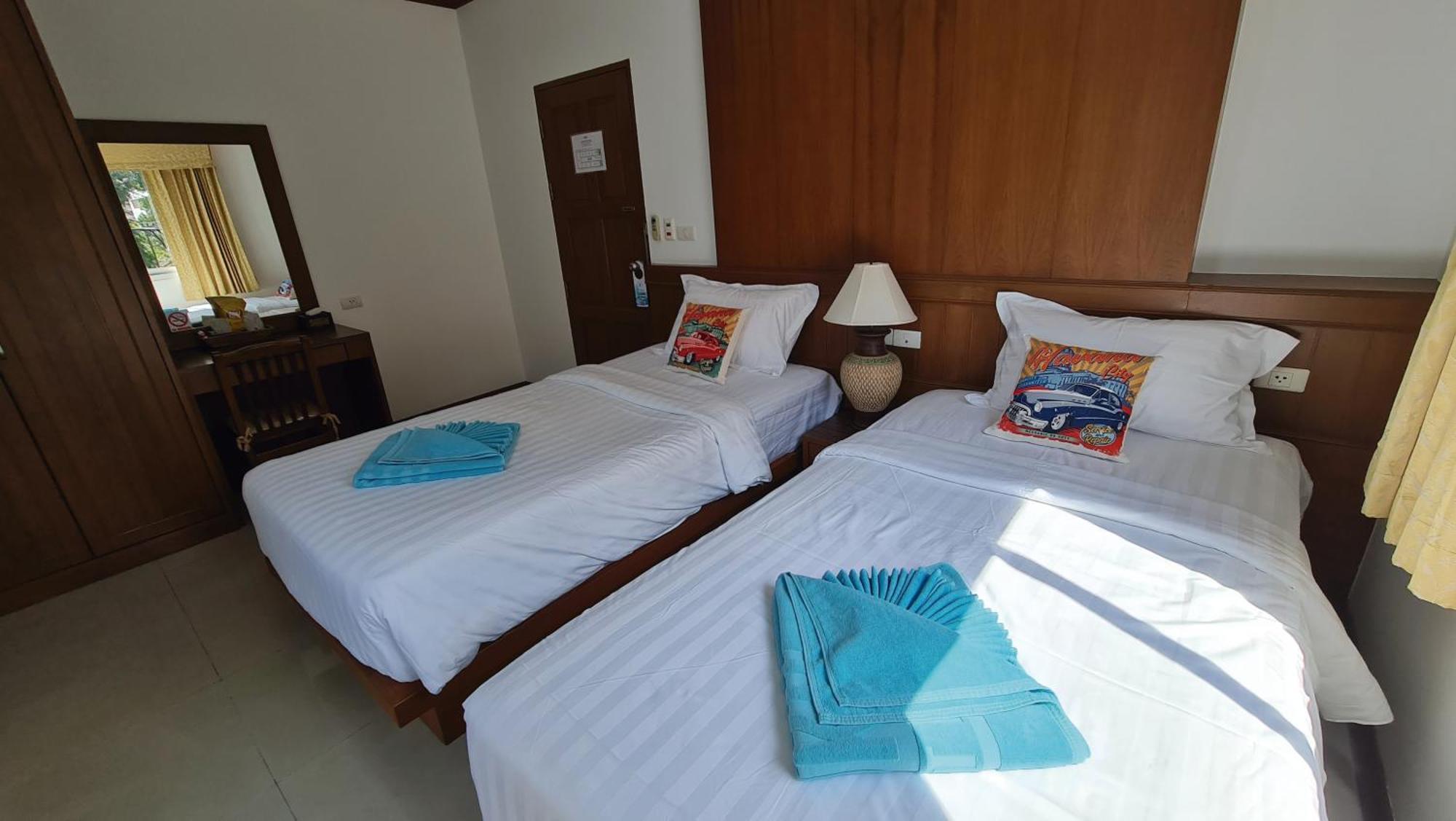 Pipikuku Hotel & Restaurant Patong Екстер'єр фото